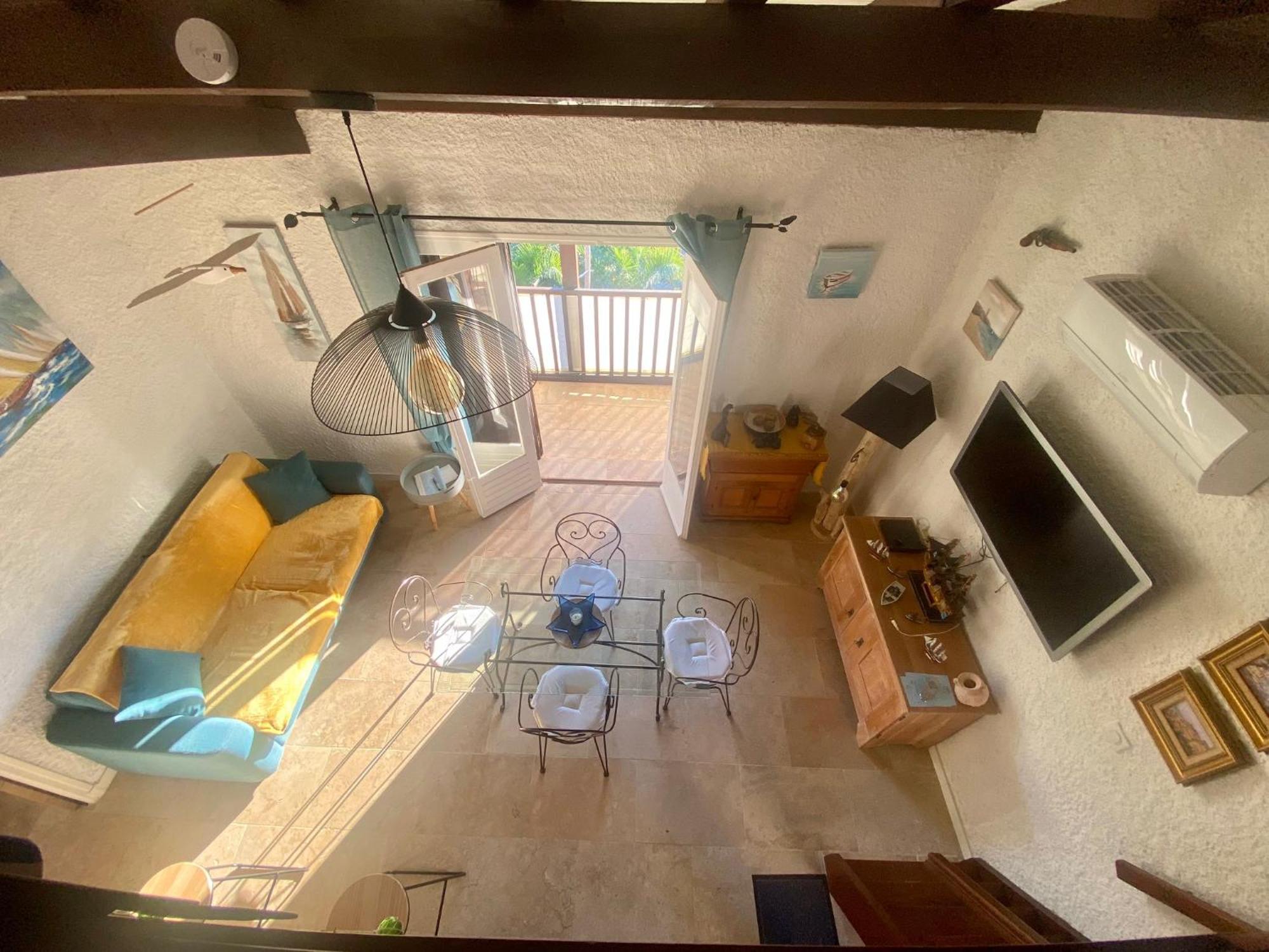 Tres Bel Appartement Les Pieds Dans L'Eau Апьето Экстерьер фото