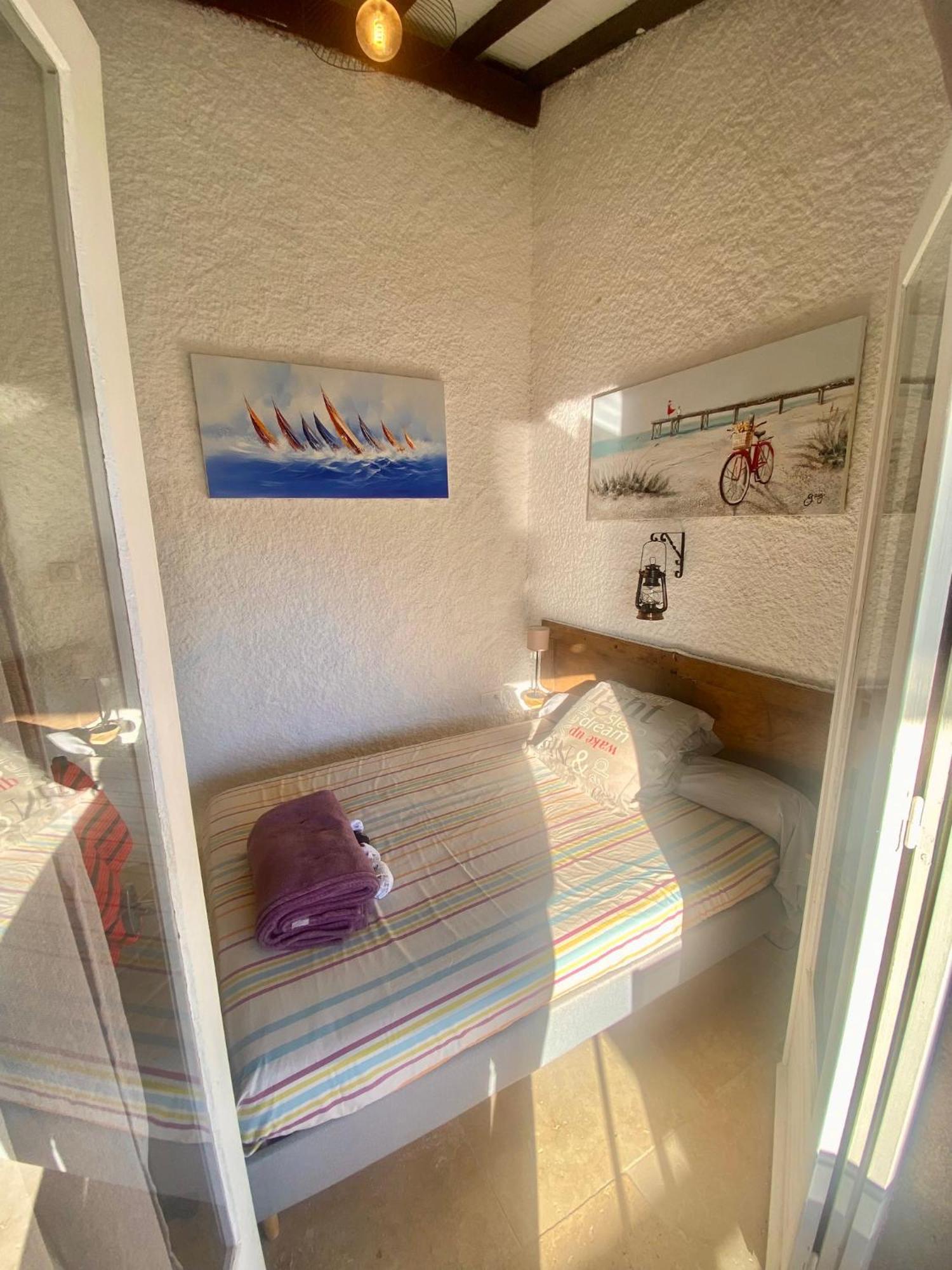 Tres Bel Appartement Les Pieds Dans L'Eau Апьето Экстерьер фото